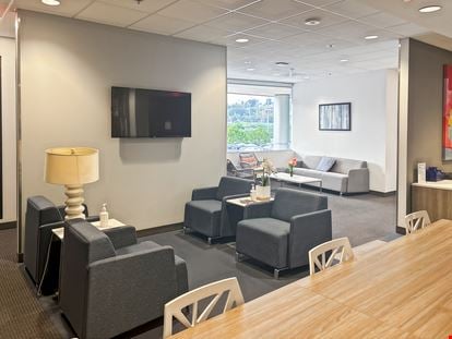 Regus - Solana Beach - Corporate