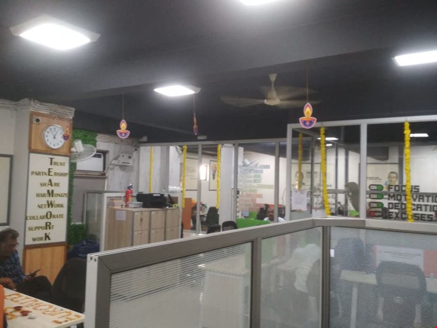 Workobar  - Tilak Nagar