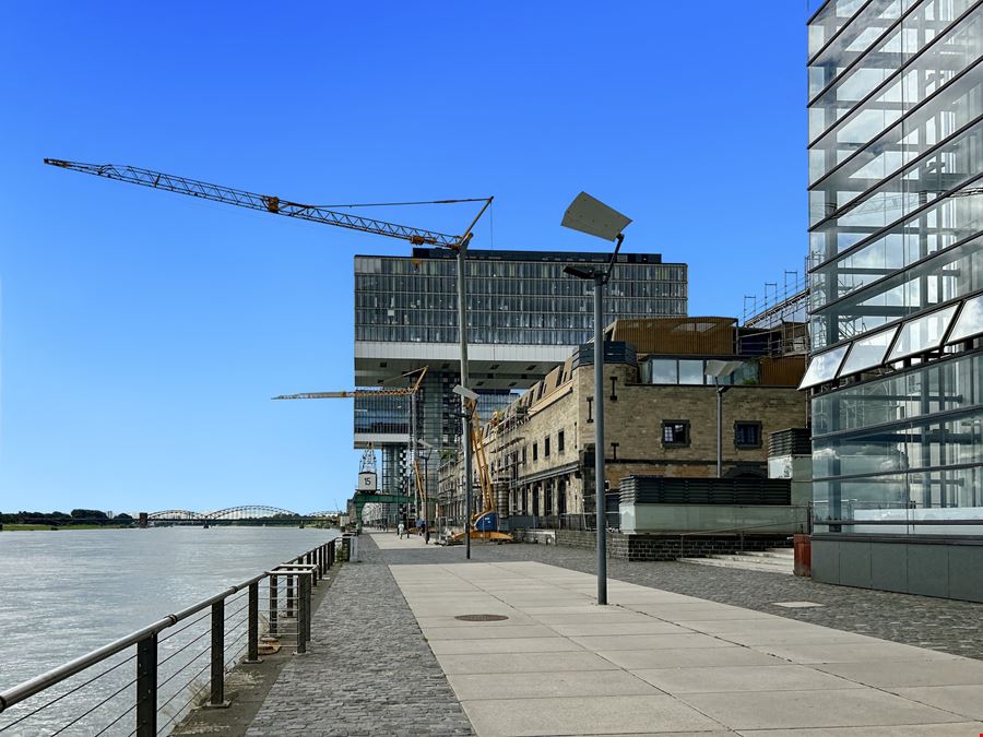 Regus - Kranhaus 1