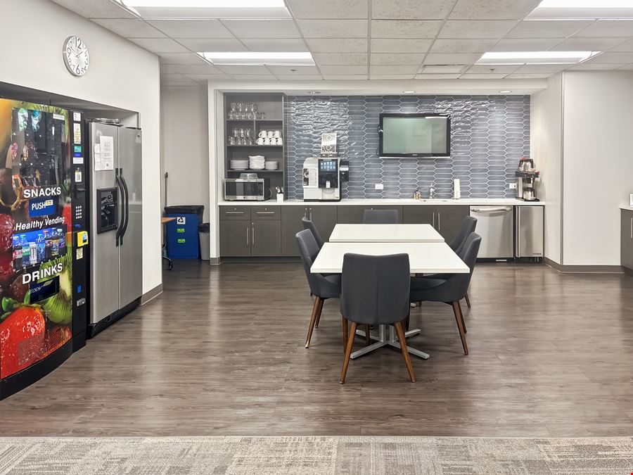 IL, Schaumburg - Gateway Executive Park