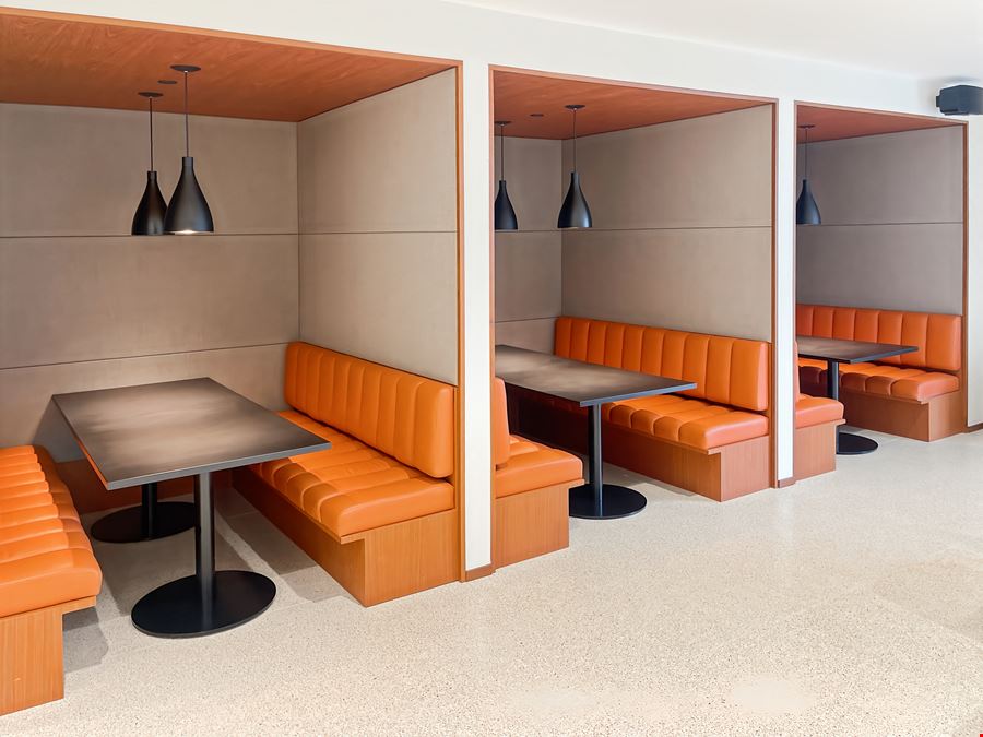 TX, Dallas - The Crescent