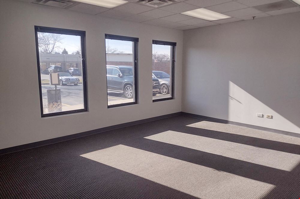 Workstyle Flexible Spaces - 3205-3231 North Wilke Road