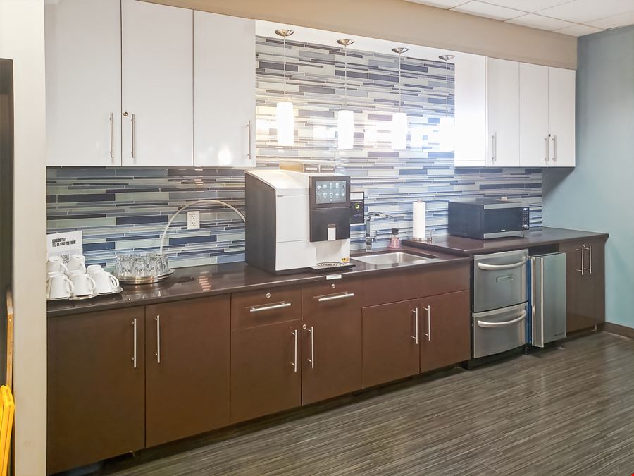 FL, Tampa - Hidden River