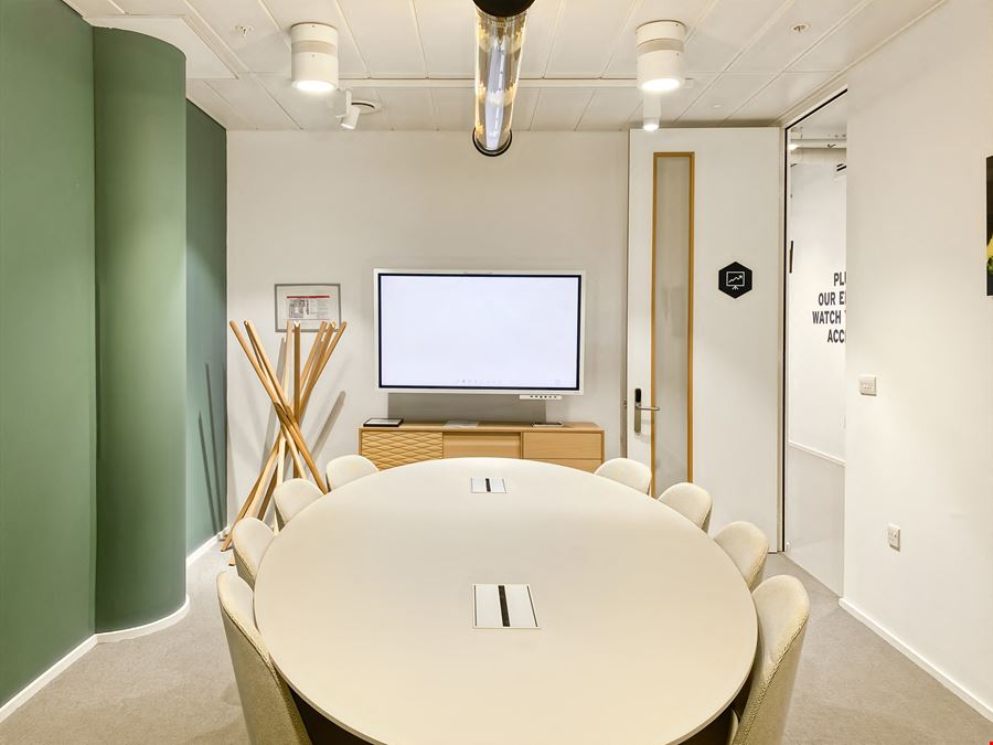 Spaces - Marischal Square