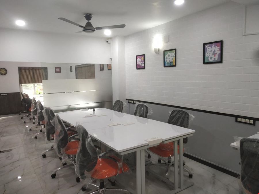 Open Turf Coworking - Navrangpura