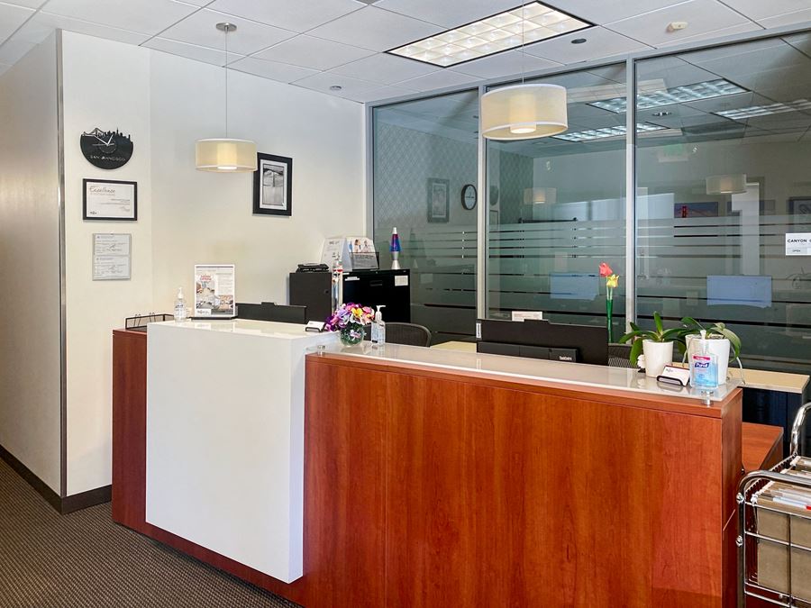 CA, San Ramon - Crow Canyon Plaza