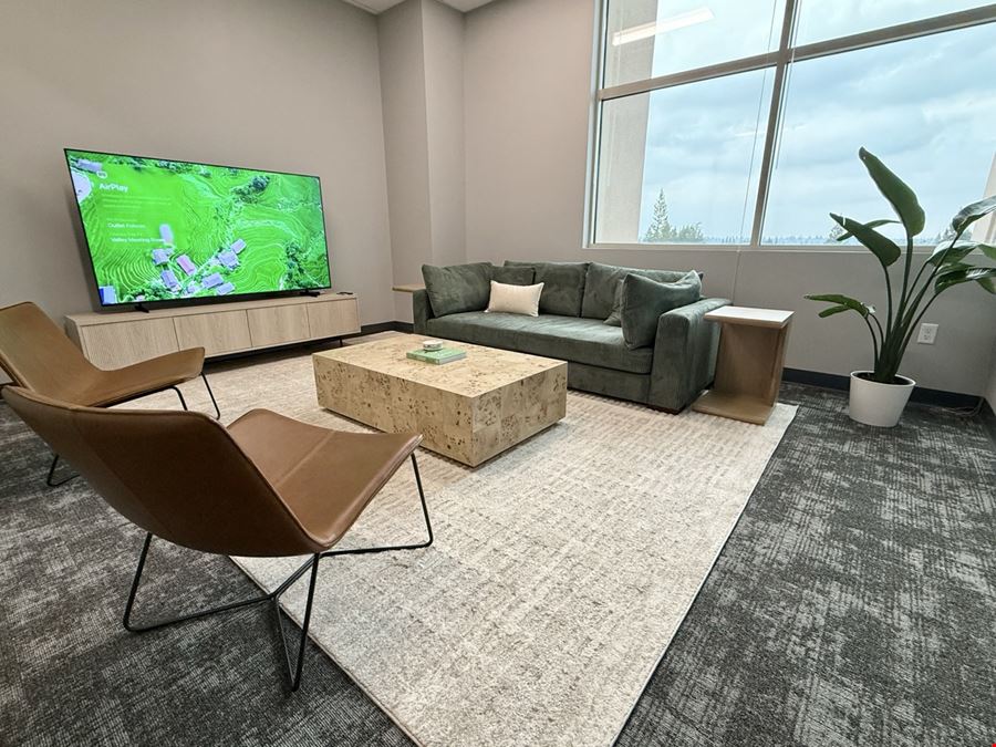 Valley Meeting Room