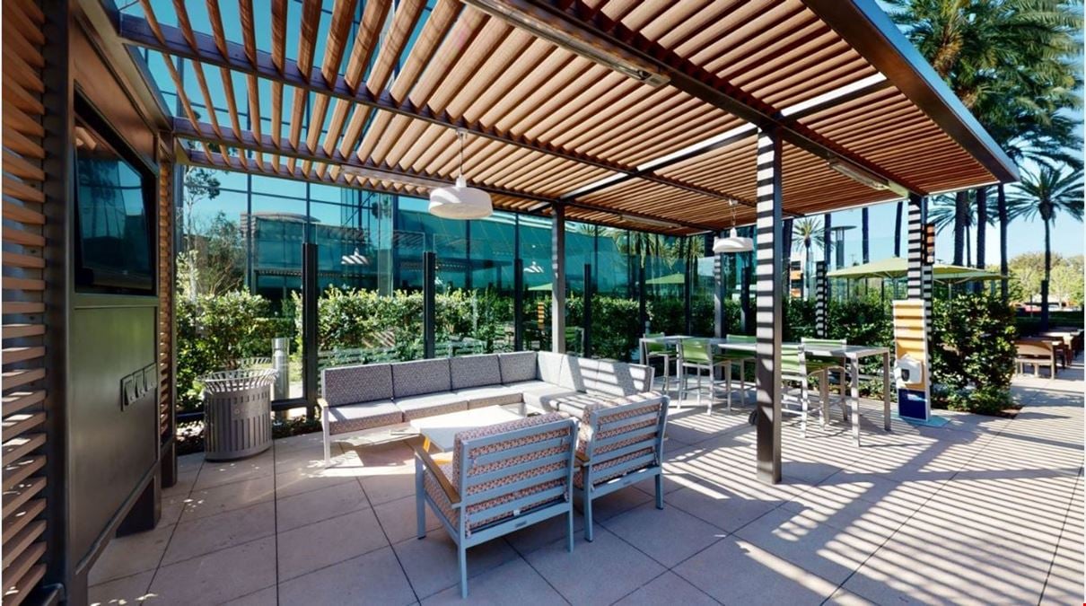 Serendipity Labs - Costa Mesa Pacific Arts Plaza