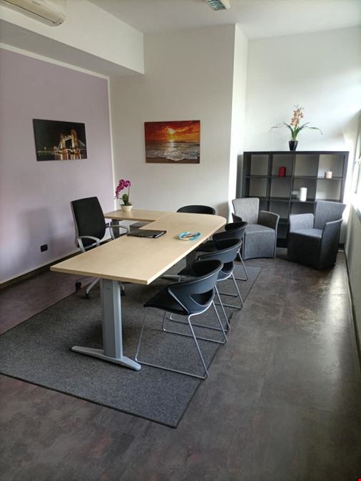 Business Point - Como