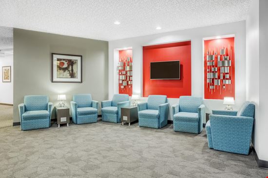 TOPA Financial Plaza