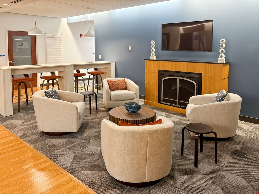 VA, Ashburn - Ashburn Rd