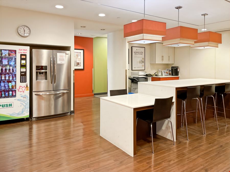 Regus - Toronto - First Canadian Place
