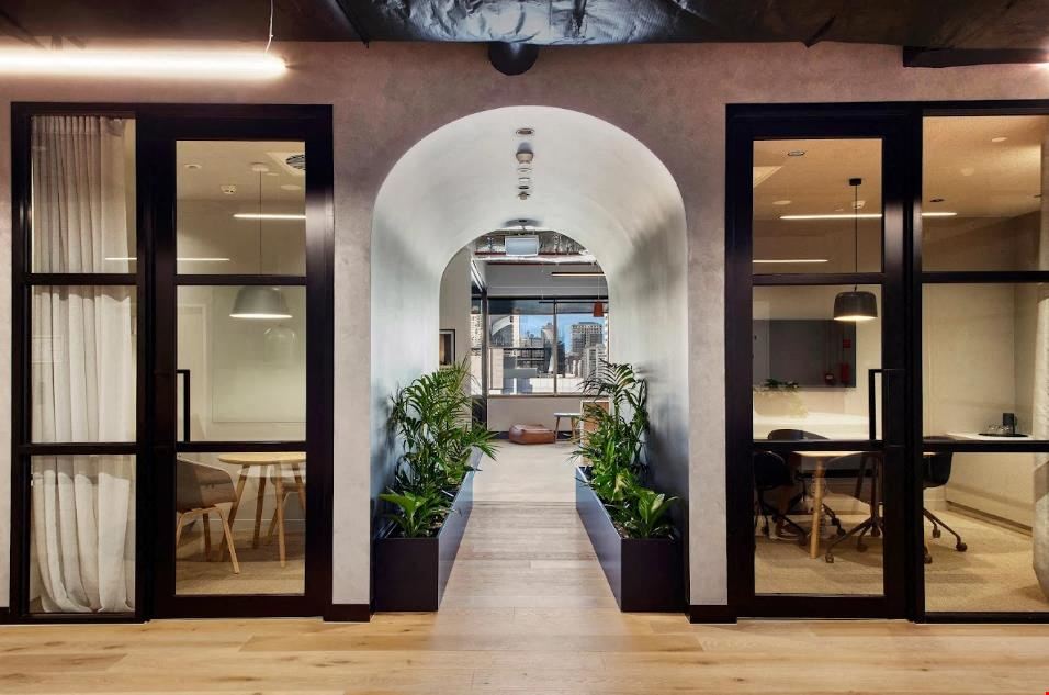Clarence - 456 Lonsdale Street