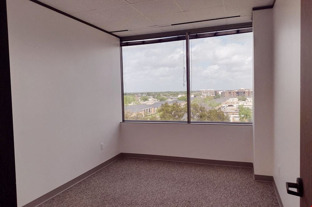 Workstyle Flexible Spaces - 2401 Fountain View Dr