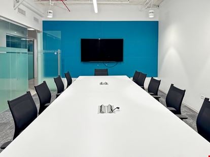 Spaces - Chicago- 1 N State Street