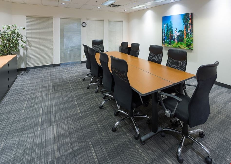 1101 & 1102 Personal Office