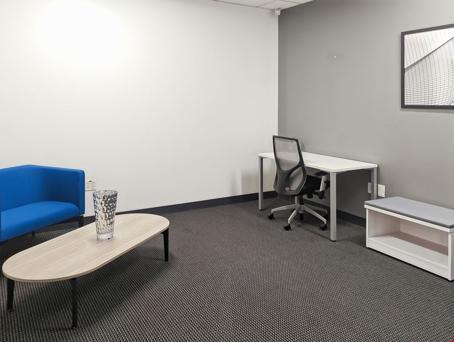 CA, Pleasanton - Corporate Commons