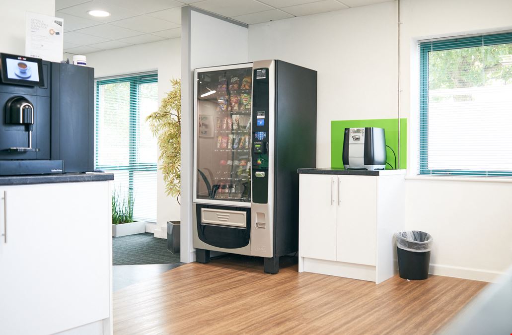 Basepoint - Harts Farm Way