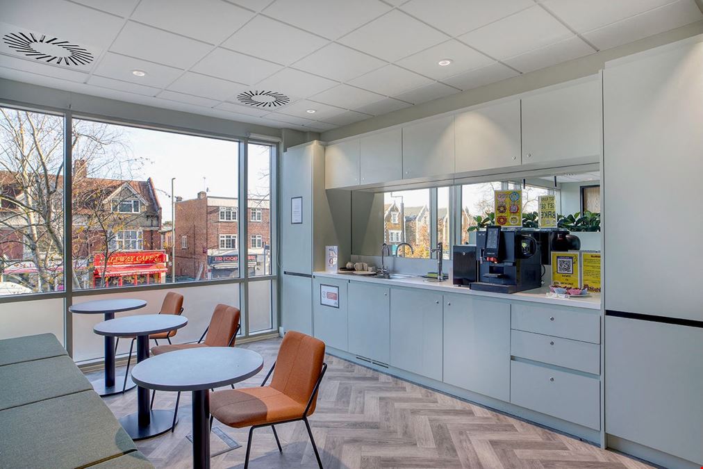 Regus - Walton-On-Thames Ashley Park House