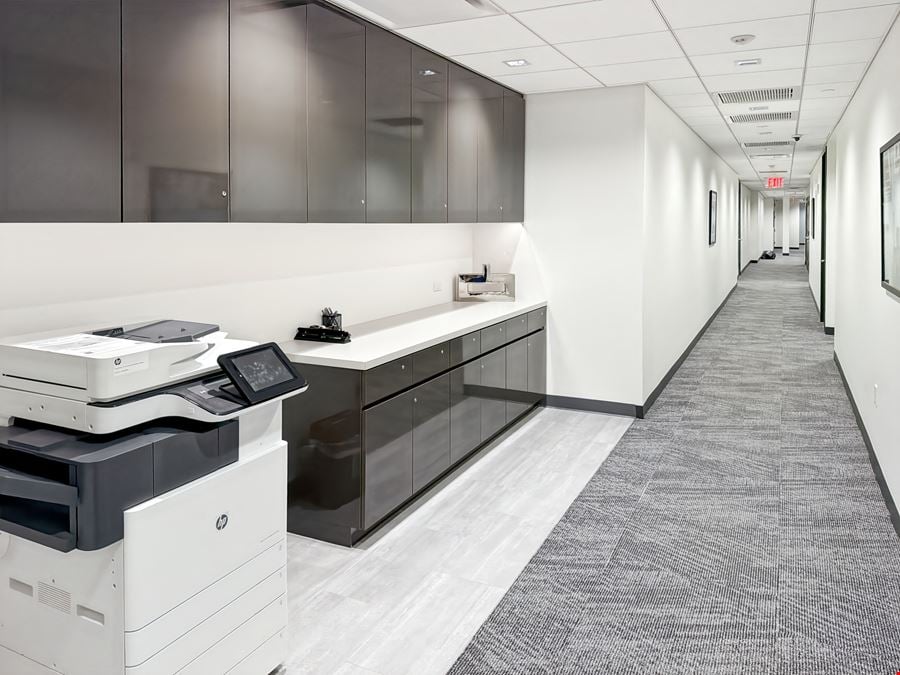 Spaces - New York - 14 Penn Plaza 225 West 34th Street