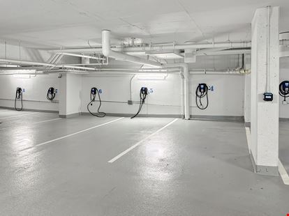 BC, Vancouver - 525 West 8th Avenue