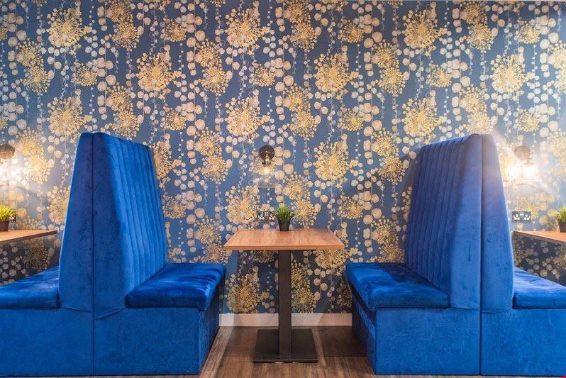 London - Longcroft House