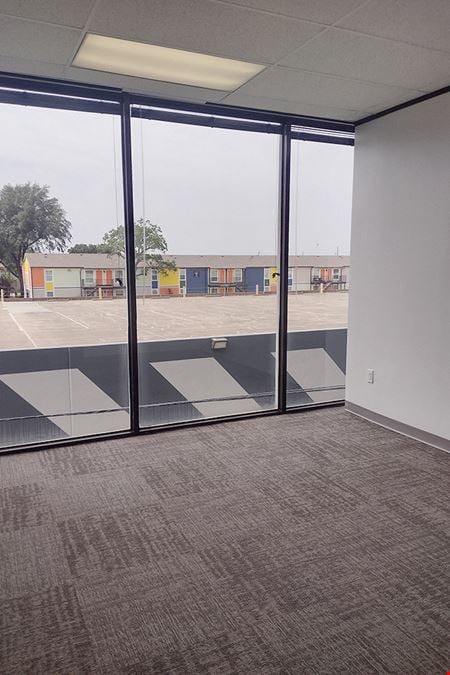 Workstyle Flexible Spaces - 340-350 N Sam Houston Pkwy E