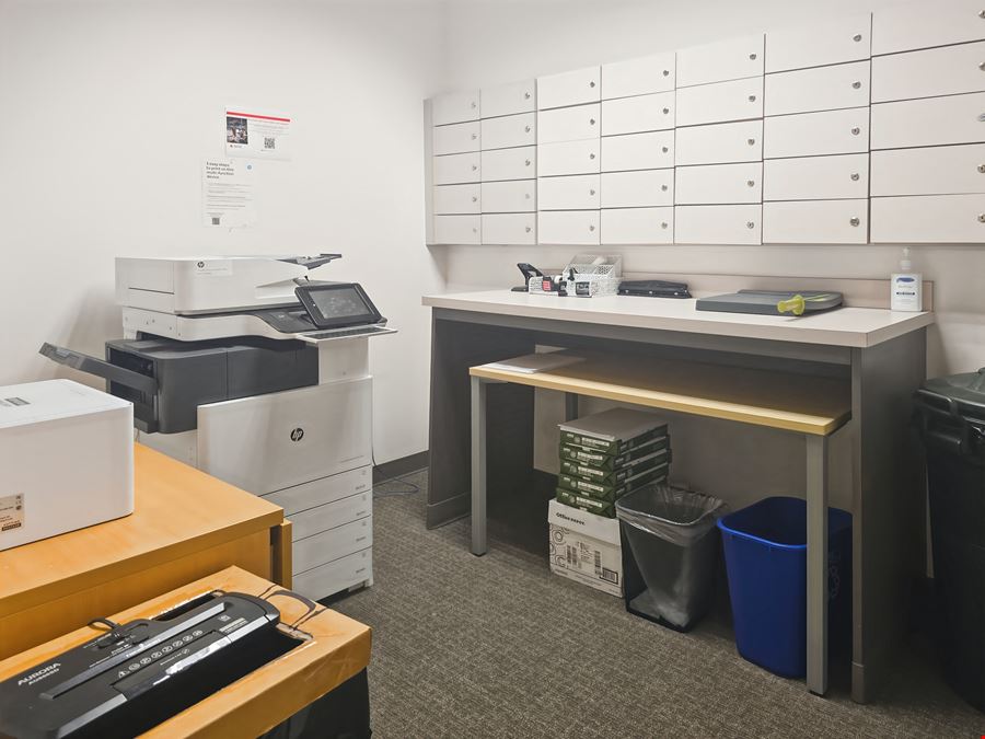 OR, Clackamas - Three Town Center