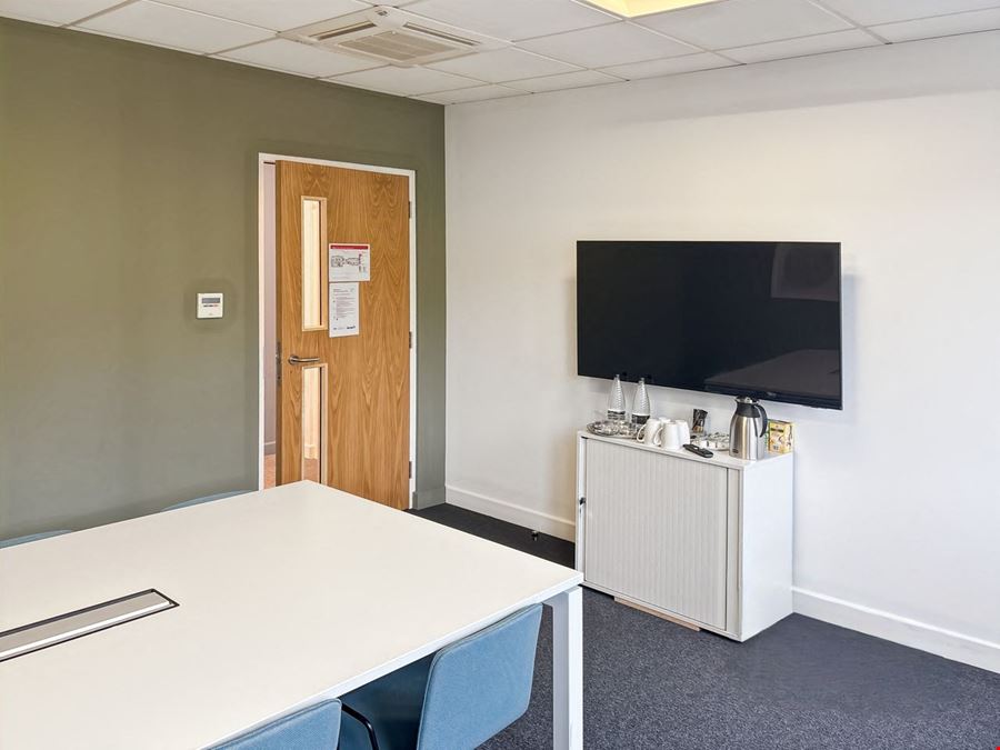Regus - Winchester Crown Walk