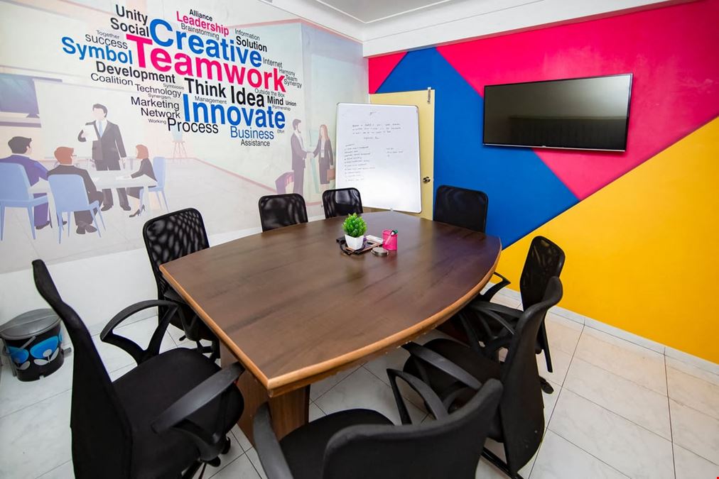 Divine Coworking - Cosmos Gardens