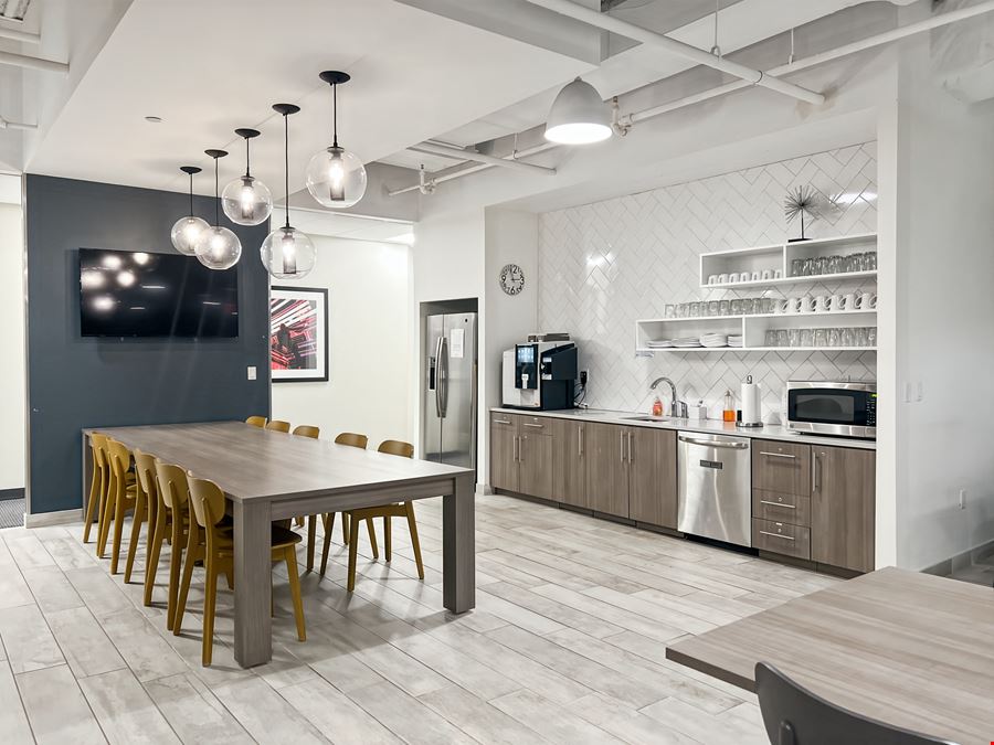 Regus - Short Hills - 830 Morris Turnpike