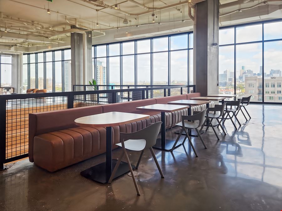 Regus - Houston - Branch St