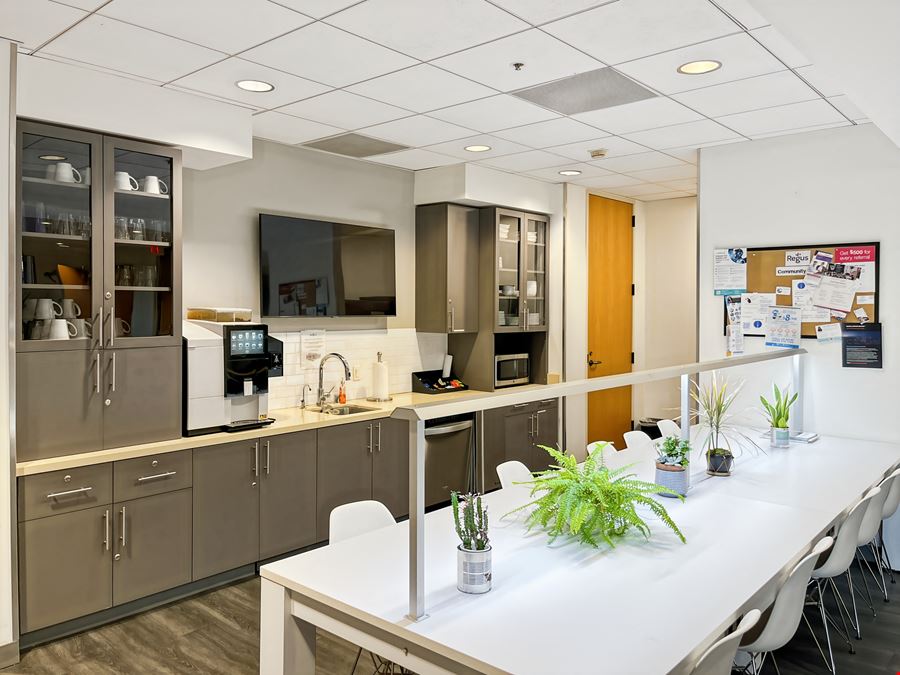 CA, Irvine - Irvine Spectrum Drive