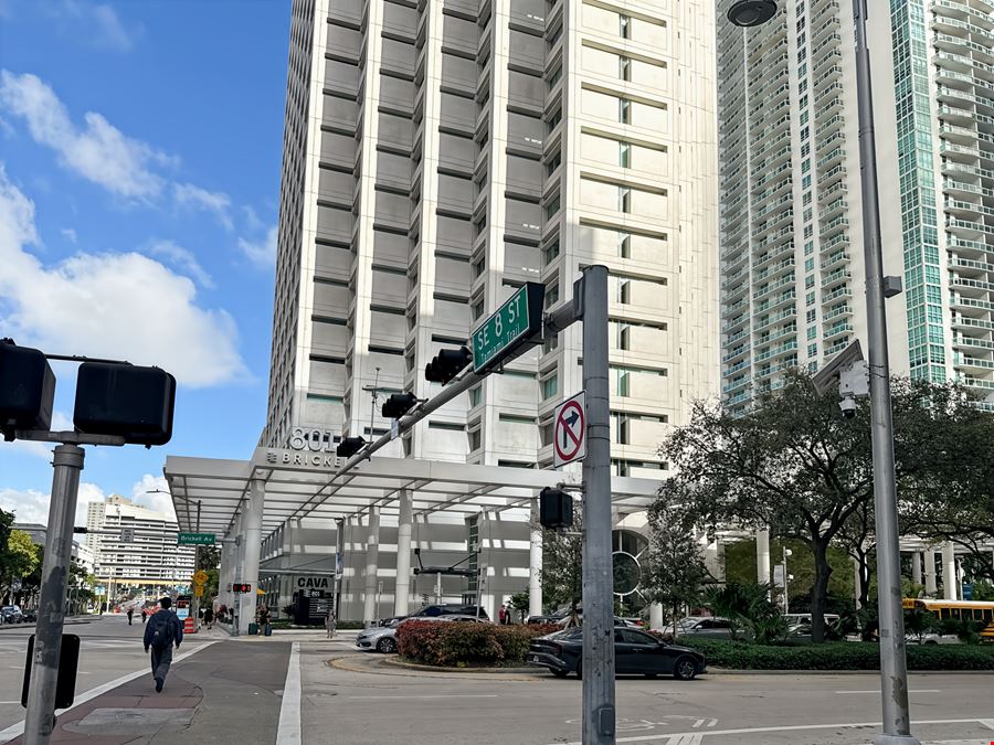 Spaces - Miami - One Brickell