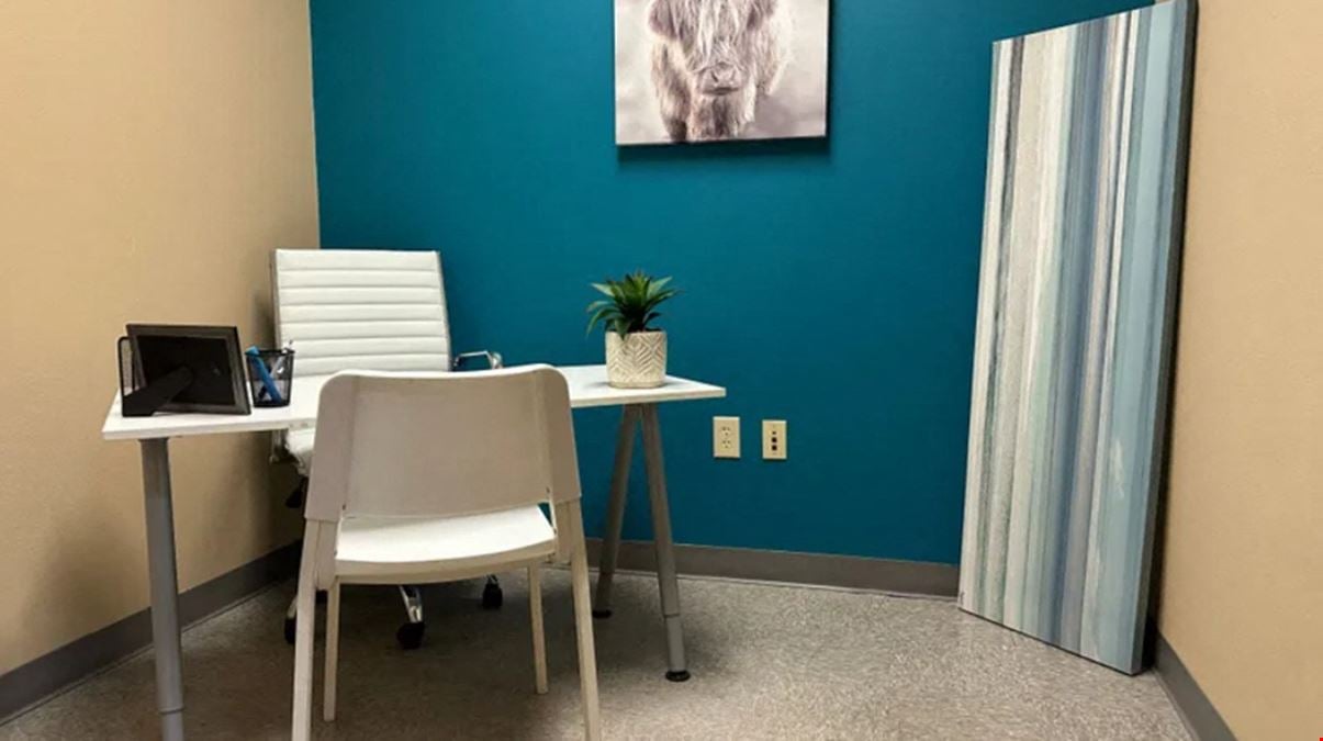 Private Day Office 104
