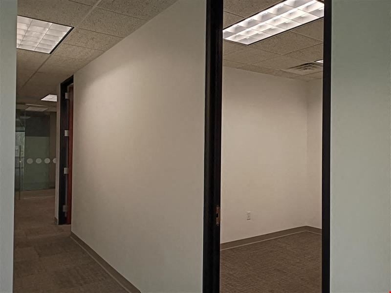 Workstyle Flexible Spaces - 1840 Pyramid Place