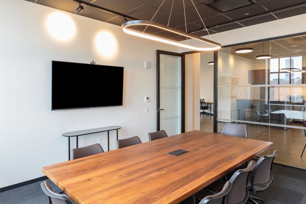 32 Avenue of the Americas