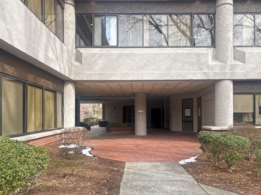 Regus - Chapel Hill - E Frankin St
