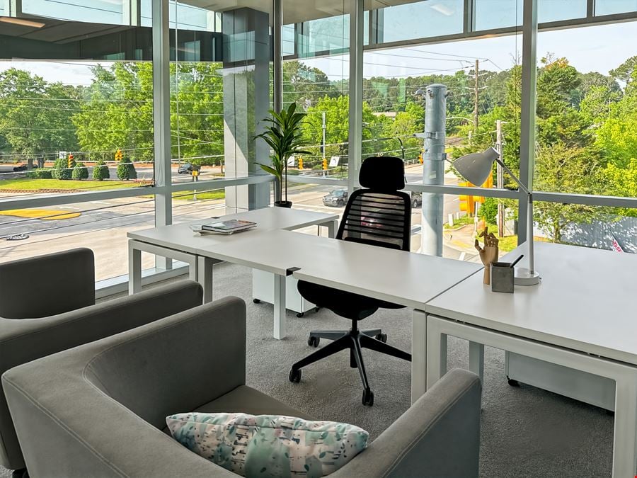 NC, Raleigh - Spaces Crabtree Terrace