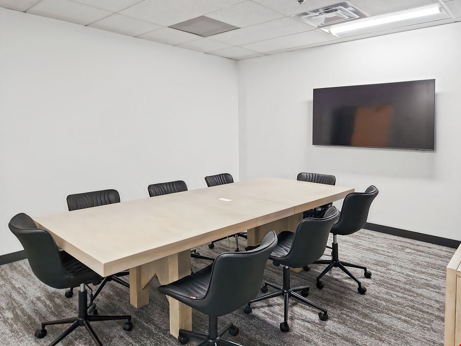 MO, St. Louis - Craigshire Rd