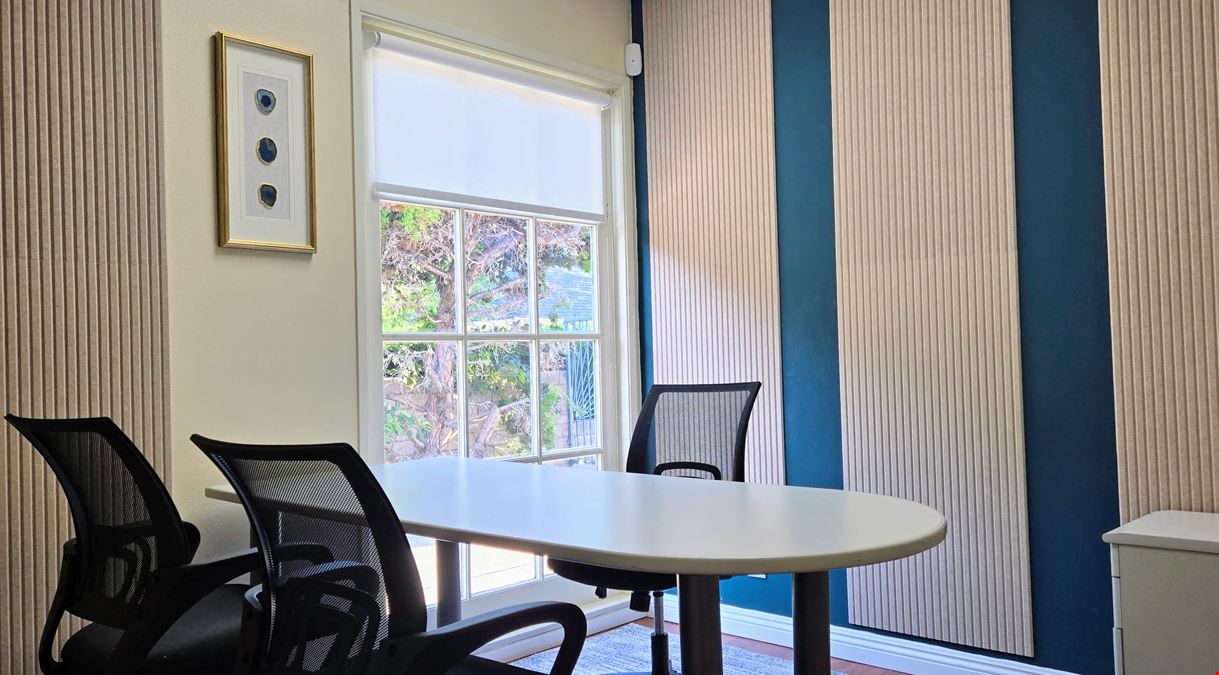 Topaz - Private Office