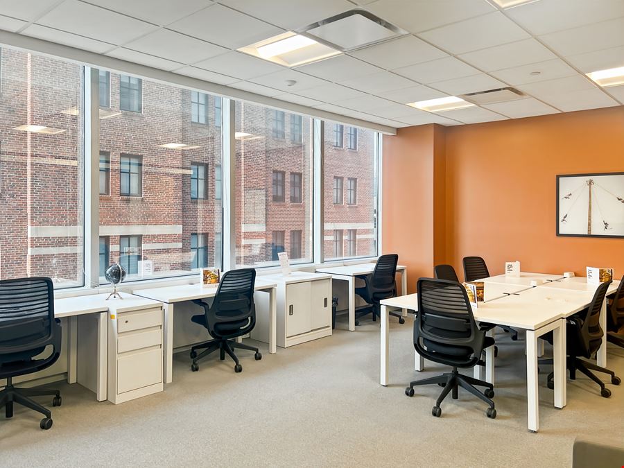 PA, Pittsburgh - Spaces One Oxford