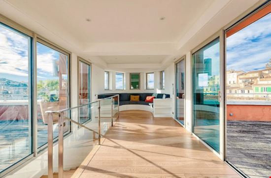 Preview of Hiptown Le Panier Office space for Rent in Marseille