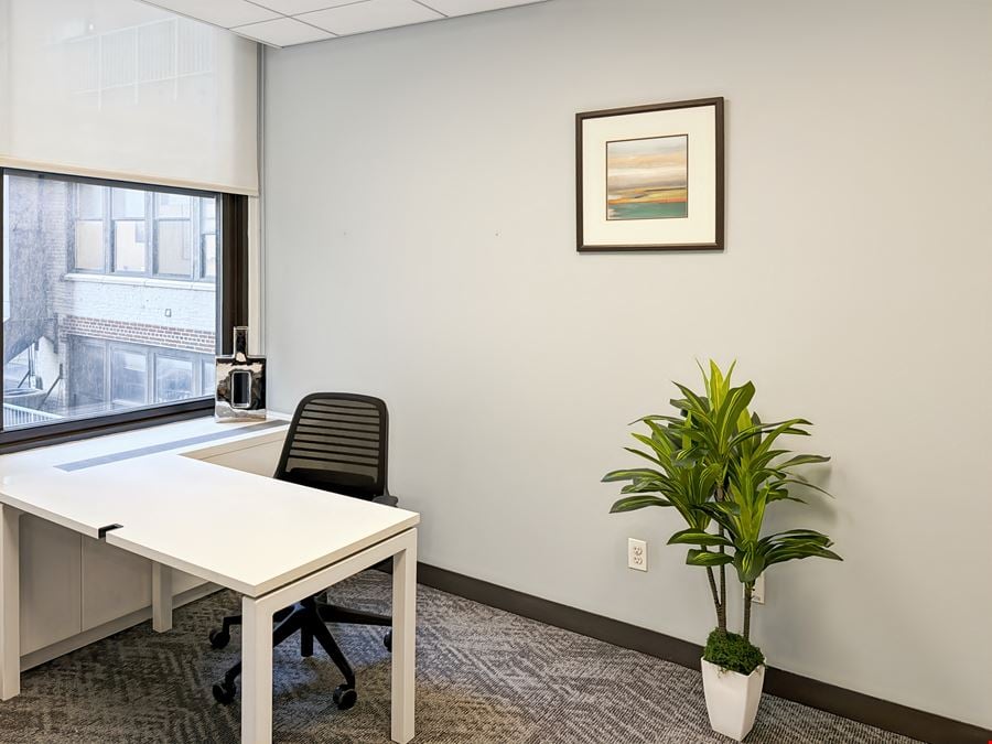 Spaces - New York - 14 Penn Plaza 225 West 34th Street