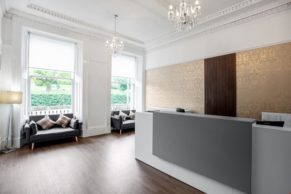 Woodside Place