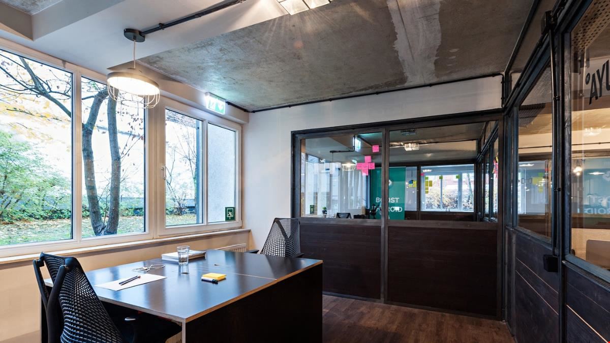 THE GATE BERLIN - TOR 177 Back