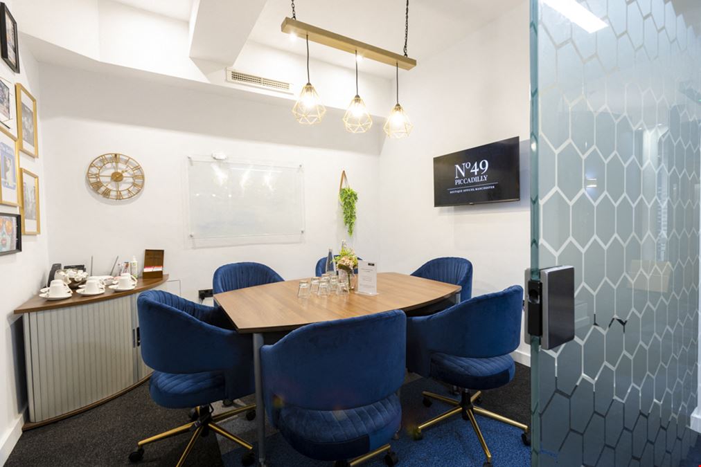 Biz Hub - Manchester Piccadilly