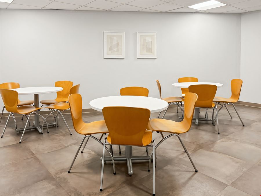 CT, Darien - Old Kings Hwy