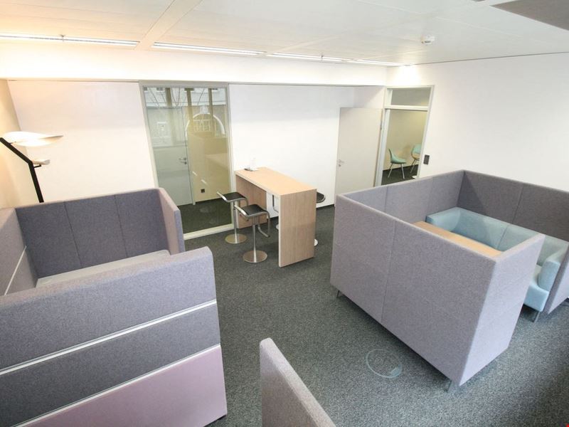 YOUR OFFICE - Euro Plaza