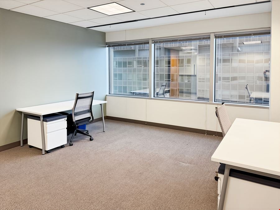 Regus - Chicago - 150 N Michigan